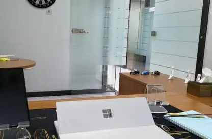 مكتب - غرفة نوم - 6 حمامات للايجار في برج أوبال - الخليج التجاري - دبي