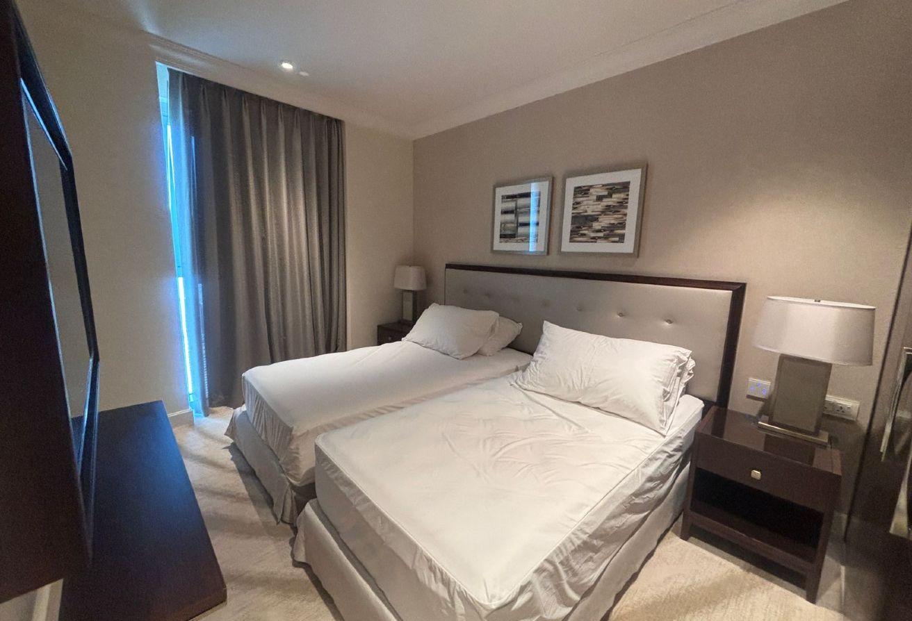 ICONIC BURJ KHALIFA VIEW | 2BR photo 7