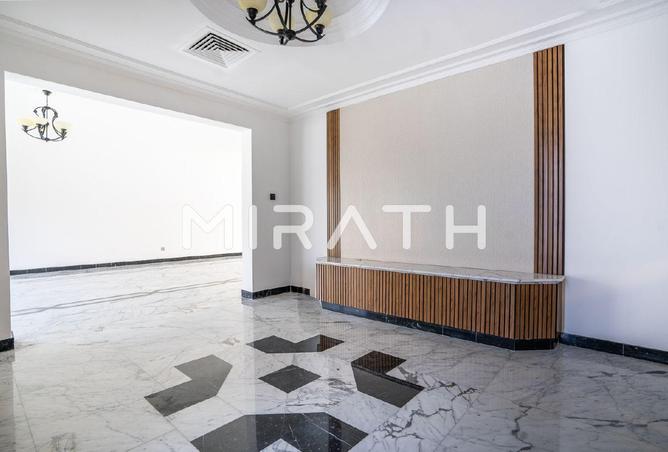 78183037 - Property Image 3