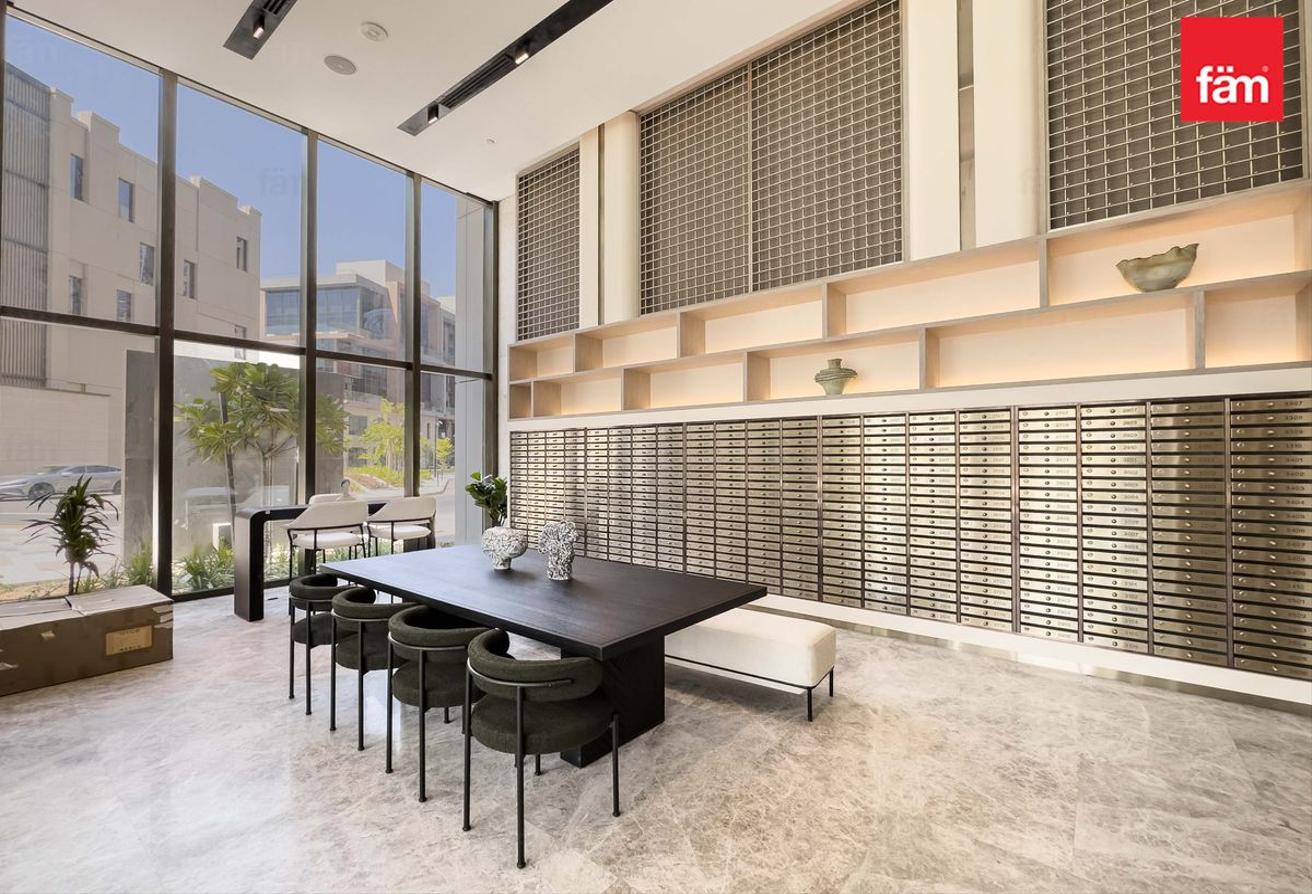 High Floor | Brand New | Plaza View | Vacant photo 8