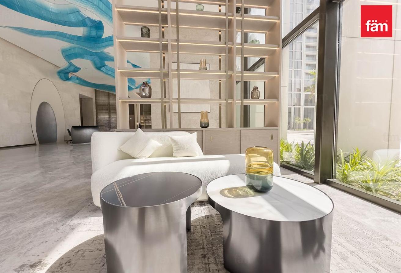 High Floor | Brand New | Plaza View | Vacant photo 5