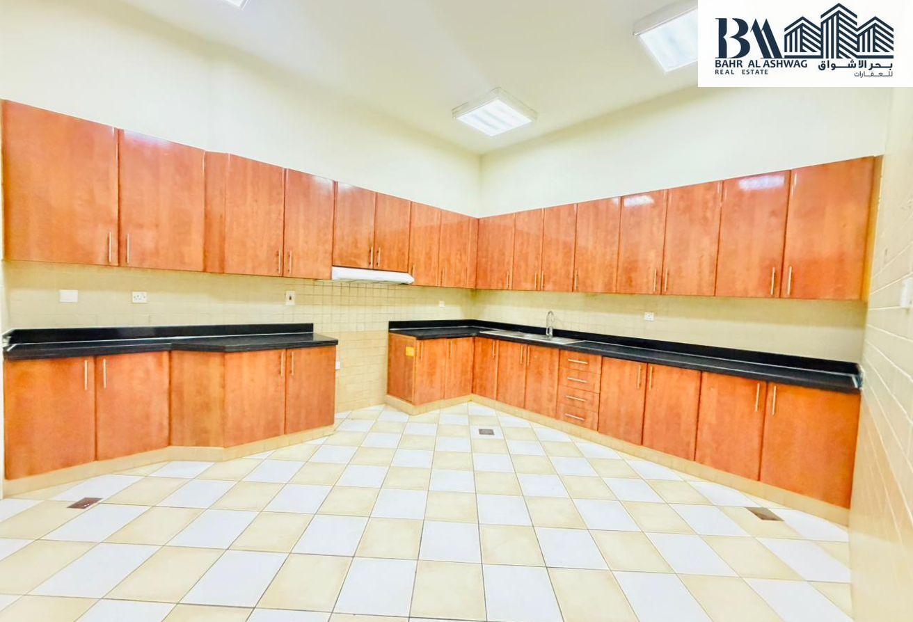1 Month Free I Ready To Move I 3BR+Maidroom Villa photo 8