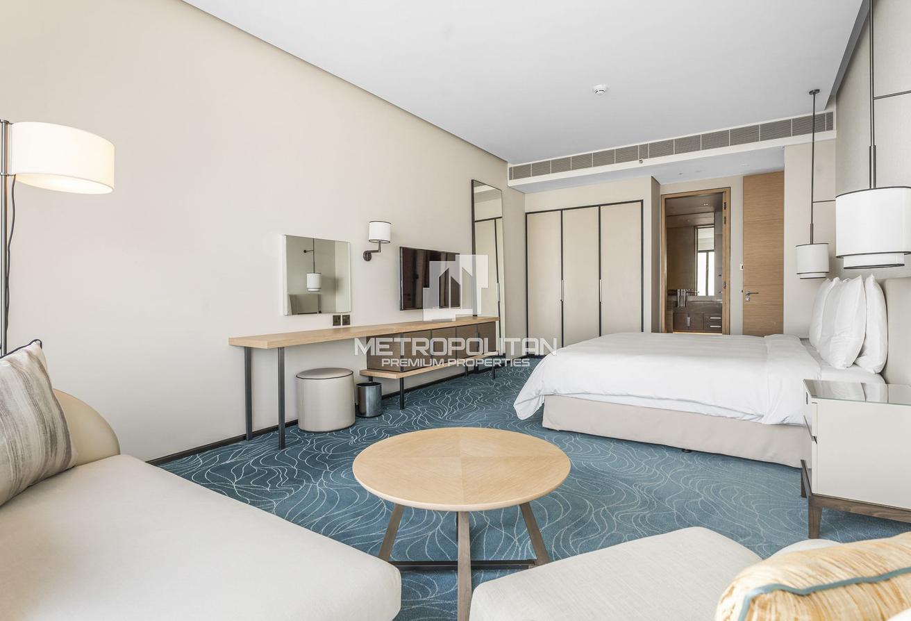 Spacious 2BR + Maid's | High Floor | Sea View photo 20