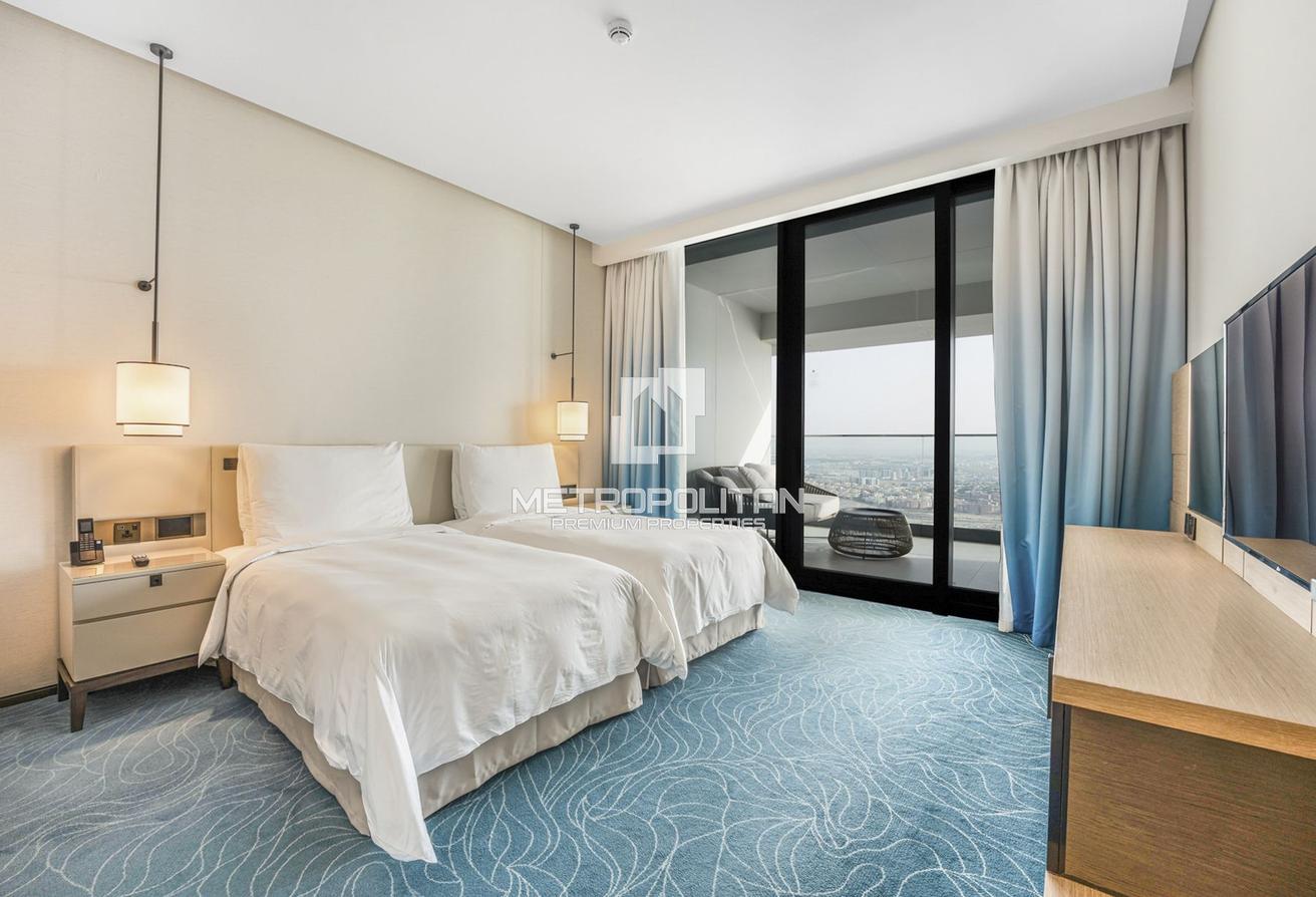Spacious 2BR + Maid's | High Floor | Sea View photo 11