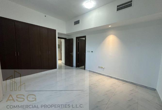 82811402 - صورة العقار 2