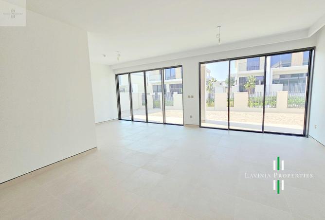 136557819 - Property Image 2