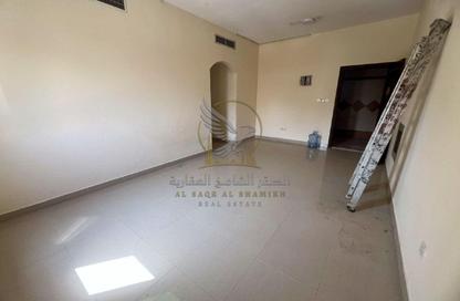 Apartment - 1 - 2 for rent in Al Butina B - Al Butina - Sharjah Apartment - 1 - 2 for rent in Al Butina B - Al Butina - Sharjah