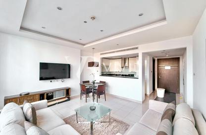 Apartment - 1 Bedroom - 2 Bathrooms for rent in Bonnington Tower - JLT Cluster J - Jumeirah Lake Towers - Dubai
