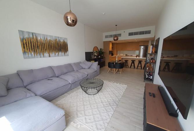 83653205 - Property Main Image