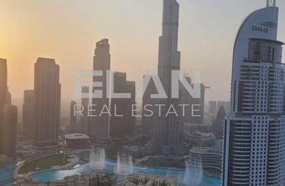 Apartment - 2 Bedrooms - 2 Bathrooms for rent in Burj Royale - Downtown Dubai - Dubai