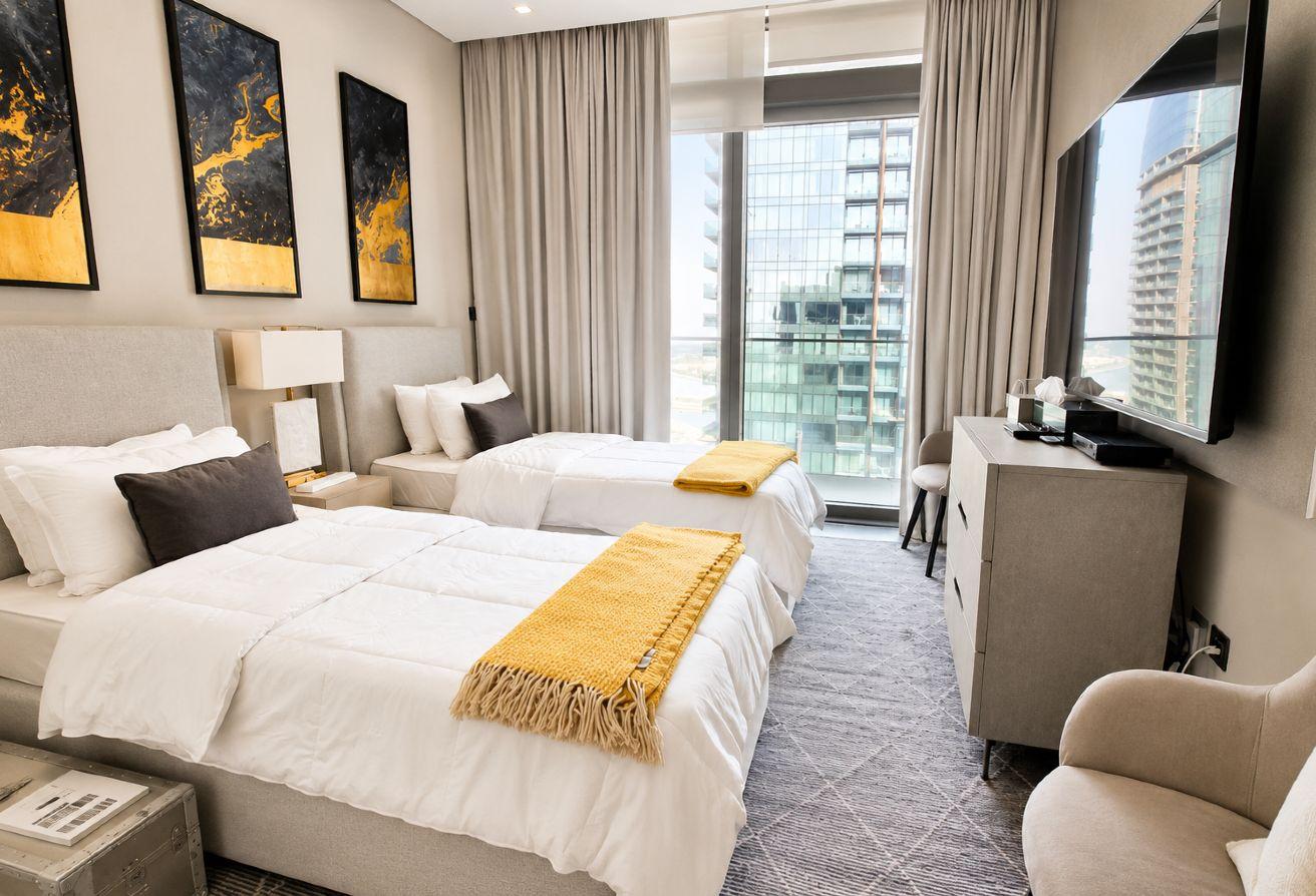 Ultra-Luxury 4BR | Marina Gate 1 | Prime Location photo 18