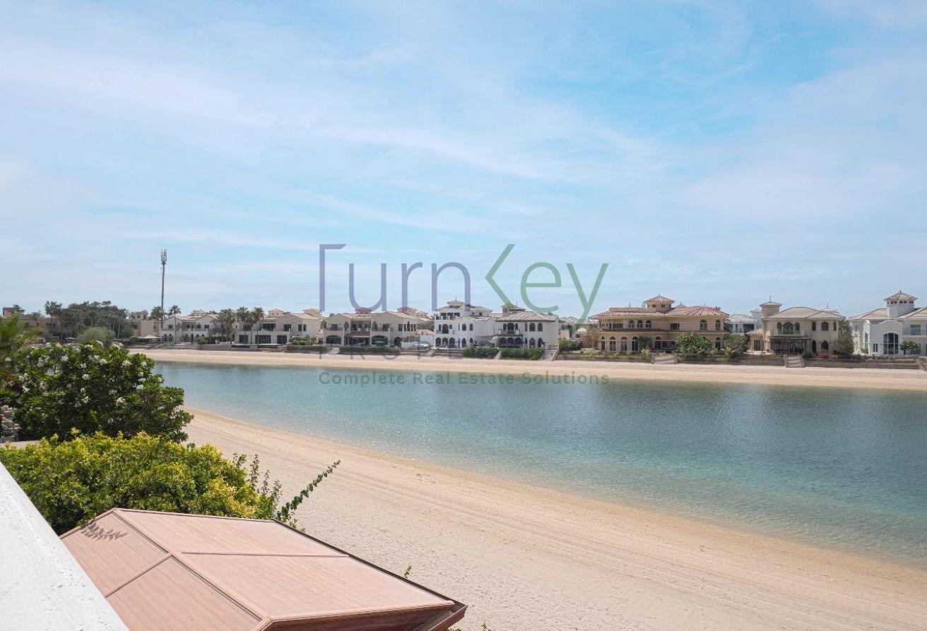 Vacant l Private Pool , GYM, Direct Beach Access photo 13