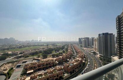 شقة - 2 - 3 للايجار في برج الجولف - مدينة دبي الرياضية - دبي