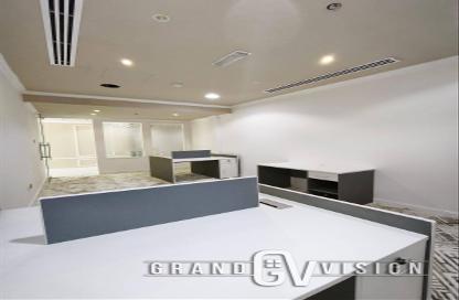 Office Space - Studio for rent in The Exchange - Business Bay - Dubai