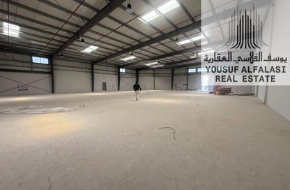 Warehouse - Studio - 2 Bathrooms for rent in Al Sajaa S - Al Sajaa - Sharjah