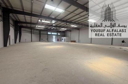 Warehouse - Studio - 2 Bathrooms for rent in Al Sajaa S - Al Sajaa - Sharjah