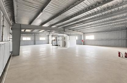 Warehouse - Studio for rent in Al Quoz 2 - Al Quoz - Dubai