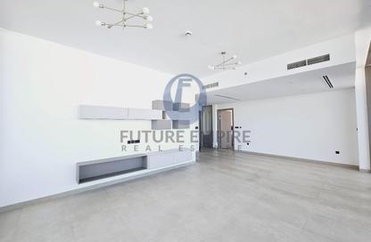 Apartment - 3 Bedrooms - 5 Bathrooms for rent in Lamcy Residence - Oud Metha - Bur Dubai - Dubai