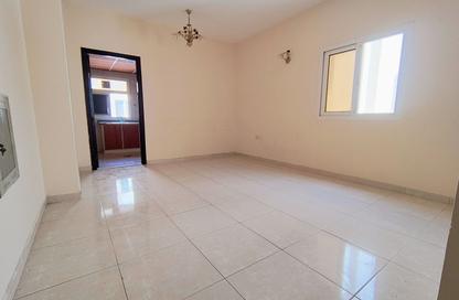 Apartment - 1 - 1 for rent in Fire Station Road - Muwaileh - Sharjah