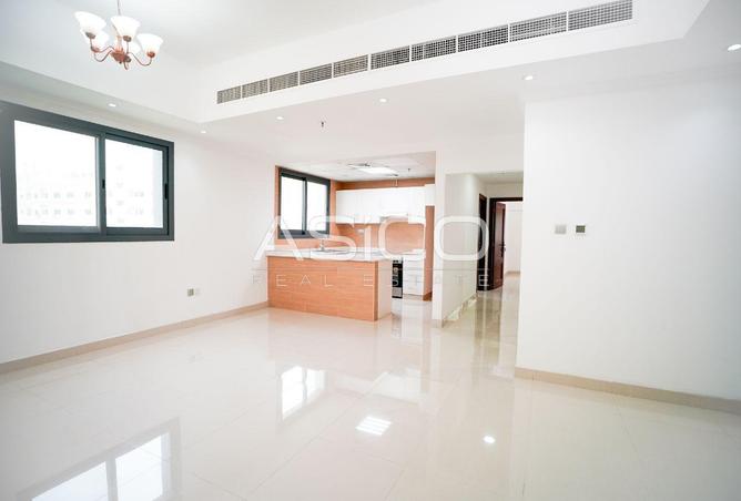 76567647 - Property Image 3