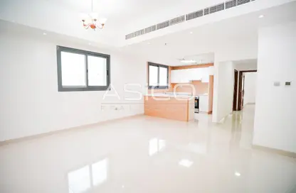 Apartment - 2 Bedrooms - 2 Bathrooms for rent in Sultan Residences - Al Muraqqabat - Deira - Dubai Apartment - 2 Bedrooms - 2 Bathrooms for rent in Sultan Residences - Al Muraqqabat - Deira - Dubai