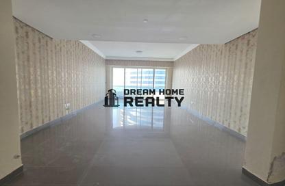 Apartment - 2 Bedrooms - 3 Bathrooms for rent in Cornich Al Buhaira - Sharjah