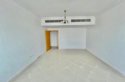 Apartment - 2 Bedrooms - 2 Bathrooms for rent in Al Taawun - Sharjah