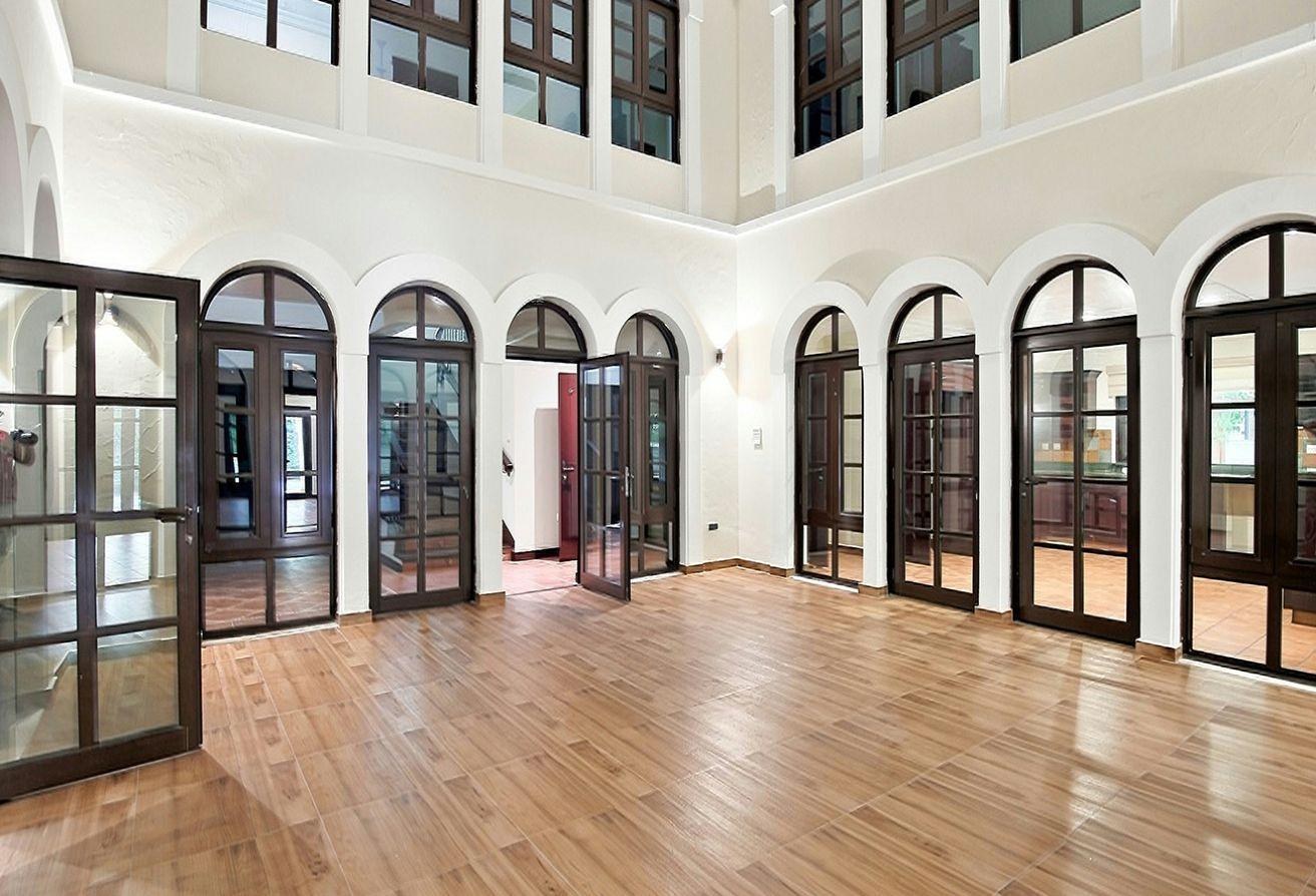 Hot Deal | Luxurious Finish | Stylish Villa photo 6