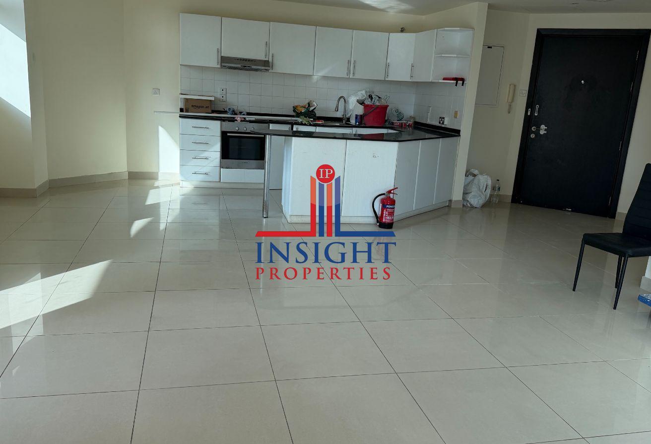 UNFURNISHED | SPACIOUS | COMMUNITY VIEW photo 9