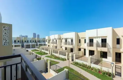 Townhouse - 3 Bedrooms - 4 Bathrooms for sale in Noor Townhouses - Town Square - Dubai