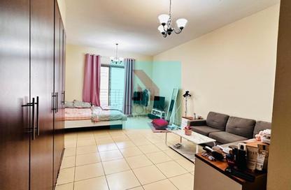 Apartment - Studio - 1 Bathroom for rent in Desert Sun - Dubai Land Residence Complex - Dubai Land - Dubai Apartment - Studio - 1 Bathroom for rent in Desert Sun - Dubai Land Residence Complex - Dubai Land - Dubai