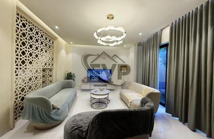 Villa - 5 Bedrooms - 6 Bathrooms for sale in Bloomingdale Townhouses - Bloomingdale - Dubai Sports City - Dubai