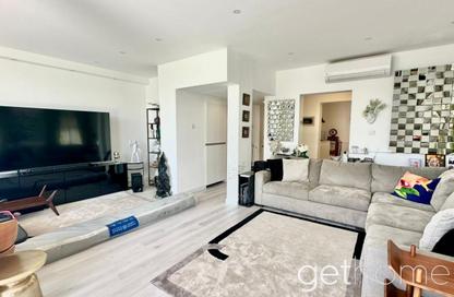 Villa - 2 Bedrooms - 2 Bathrooms for rent in Springs 7 - The Springs - Dubai