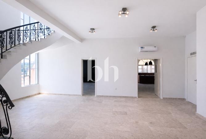 76174285 - Property Image 2