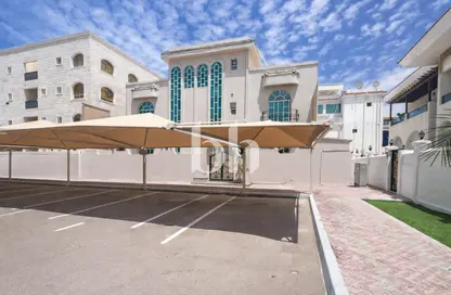 Villa - 5 Bedrooms - 6 Bathrooms for rent in Hadbat Al Zafranah - Muroor Area - Abu Dhabi