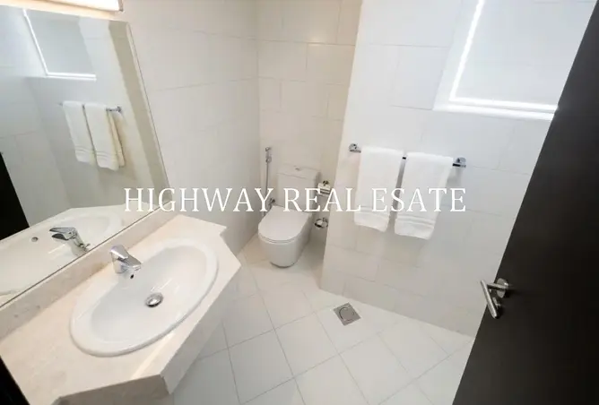 163702150 - Property Image 3