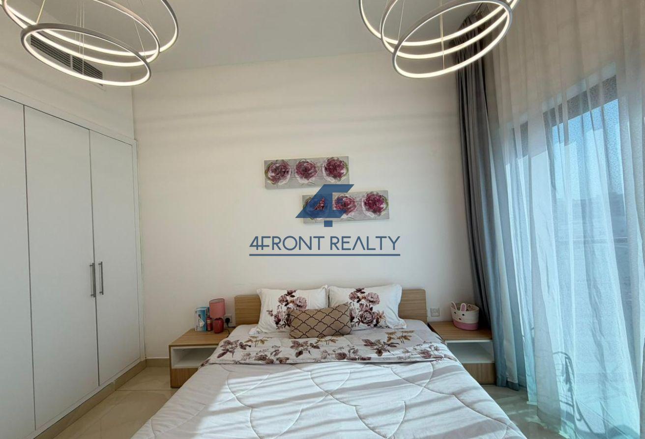 Ready To Move | Spacious Home | Prime Location photo 7