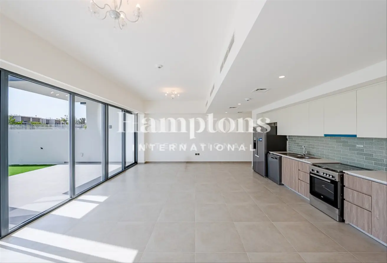 156005302 - Property Main Image