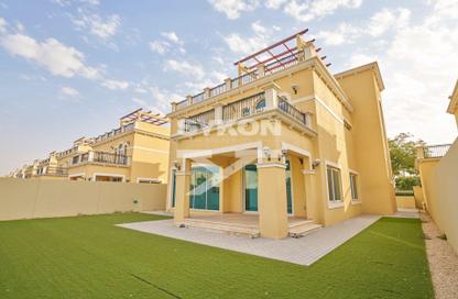 Villa - 4 Bedrooms - 6 Bathrooms for sale in Jumeirah Park Homes - Jumeirah Park - Dubai