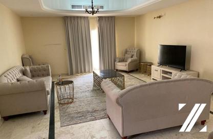 Villa - 3 - 4 for rent in Mirdif Villas - Mirdif - Dubai
