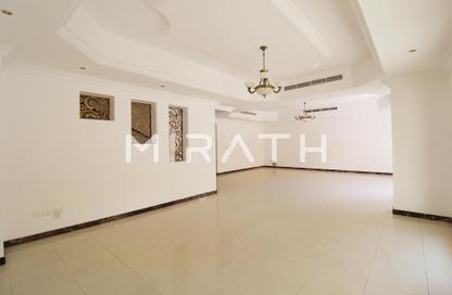 Villa - 4 Bedrooms - 4 Bathrooms for rent in Umm Suqeim 2 Villas - Umm Suqeim 2 - Umm Suqeim - Dubai