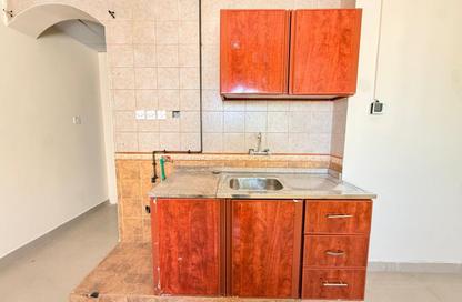 Apartment - Studio - 1 Bathroom for rent in Fire Station Road - Muwaileh - Sharjah