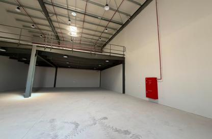 Warehouse - Studio - 1 Bathroom for rent in Al Sajaa S - Al Sajaa - Sharjah