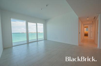 Apartment - 2 - 3 for rent in La Vie - Jumeirah Beach Residence - Dubai