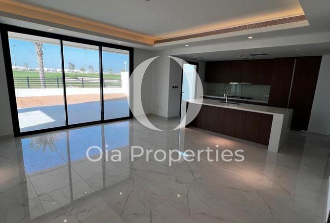 68667841 - صورة العقار 3