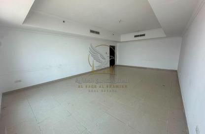 Apartment - 2 Bedrooms - 3 Bathrooms for rent in Al Majaz 2 - Al Majaz - Sharjah