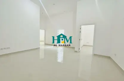 Villa - 3 Bedrooms - 3 Bathrooms for rent in Madinat Al Riyad - Abu Dhabi