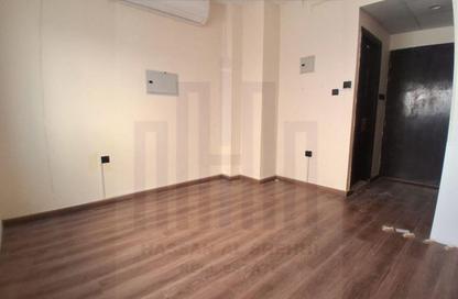 Apartment - Studio - 1 for rent in Fire Station Road - Muwaileh - Sharjah Apartment - Studio - 1 for rent in Fire Station Road - Muwaileh - Sharjah