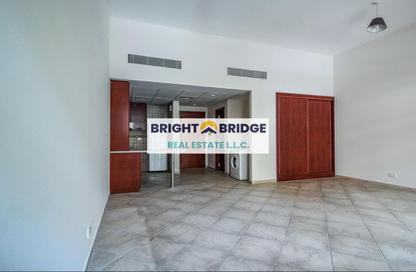 Apartment - Studio - 2 Bathrooms for rent in Regent House 2 - Regent House - Motor City - Dubai