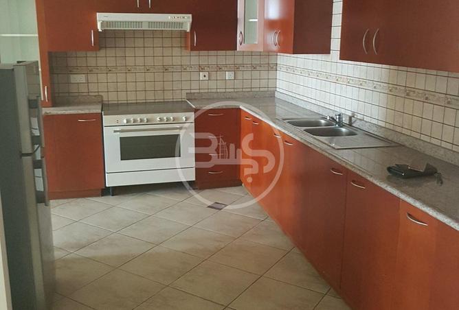 77781607 - Property Image 2